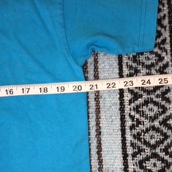 J Balvin Concert Tee Shirt - Picture 12 of 13